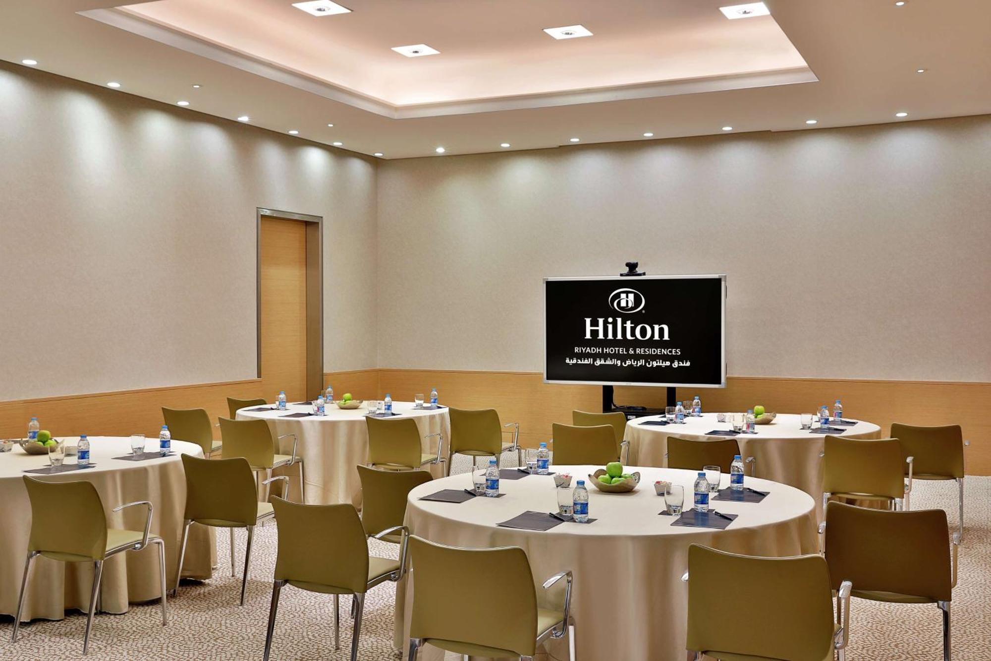 Hilton Riyadh Hotel & Residences Eksteriør bilde Meeting room