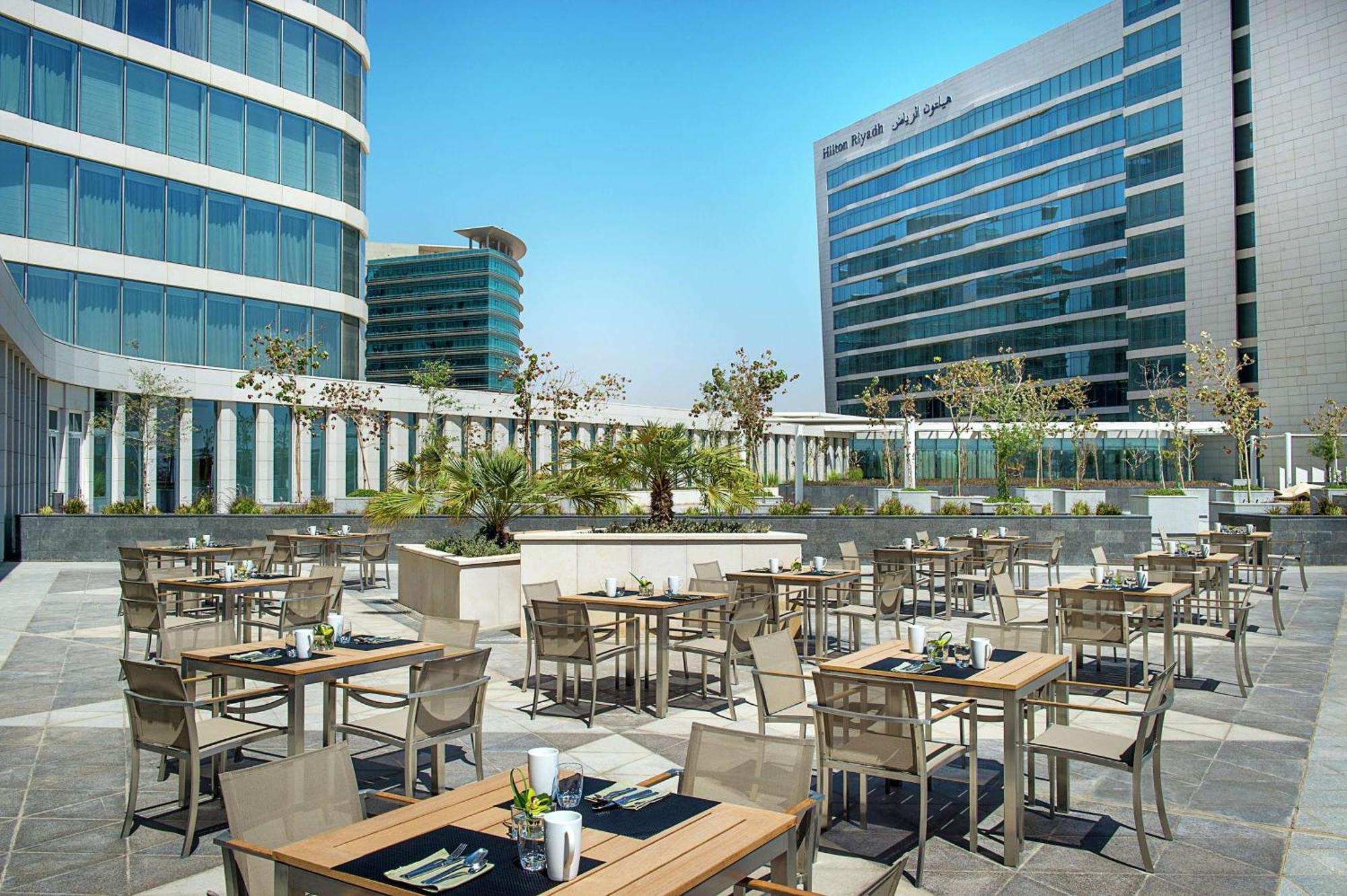 Hilton Riyadh Hotel & Residences Eksteriør bilde The Westin Mumbai